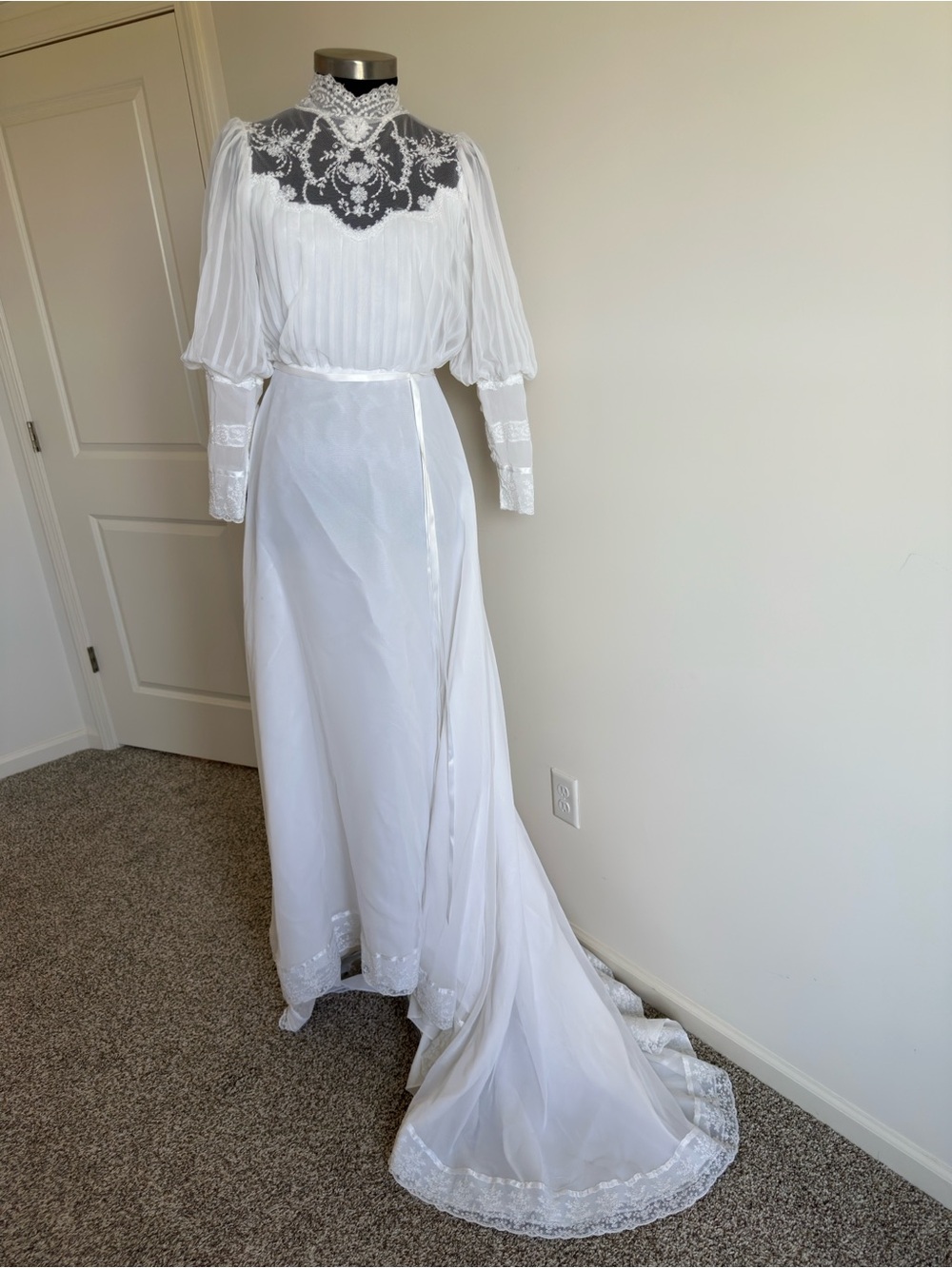 Vintage 1970s white lace long plated chiffon wedding dress